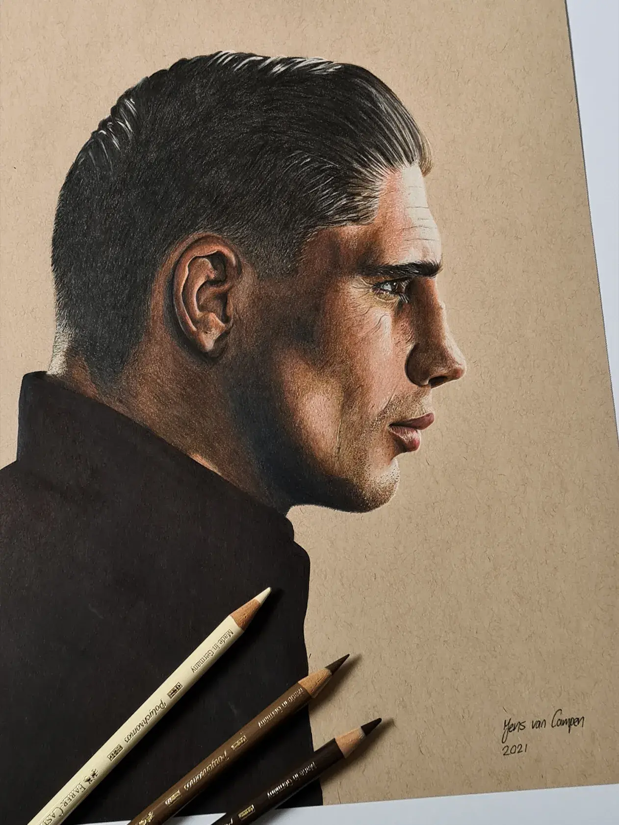 Potloodtekening Rico Verhoeven thumbnail Van Campen Design